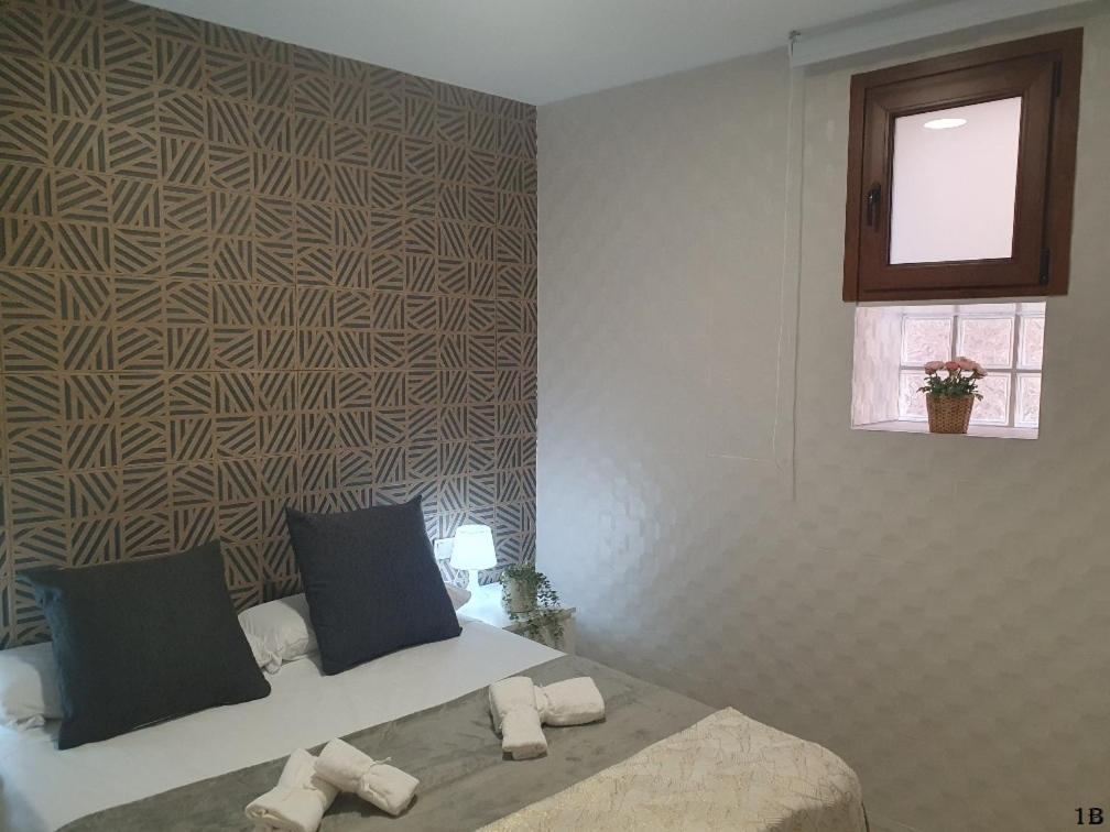 Apartamentos Suenos De โตเลโด ภายนอก รูปภาพ