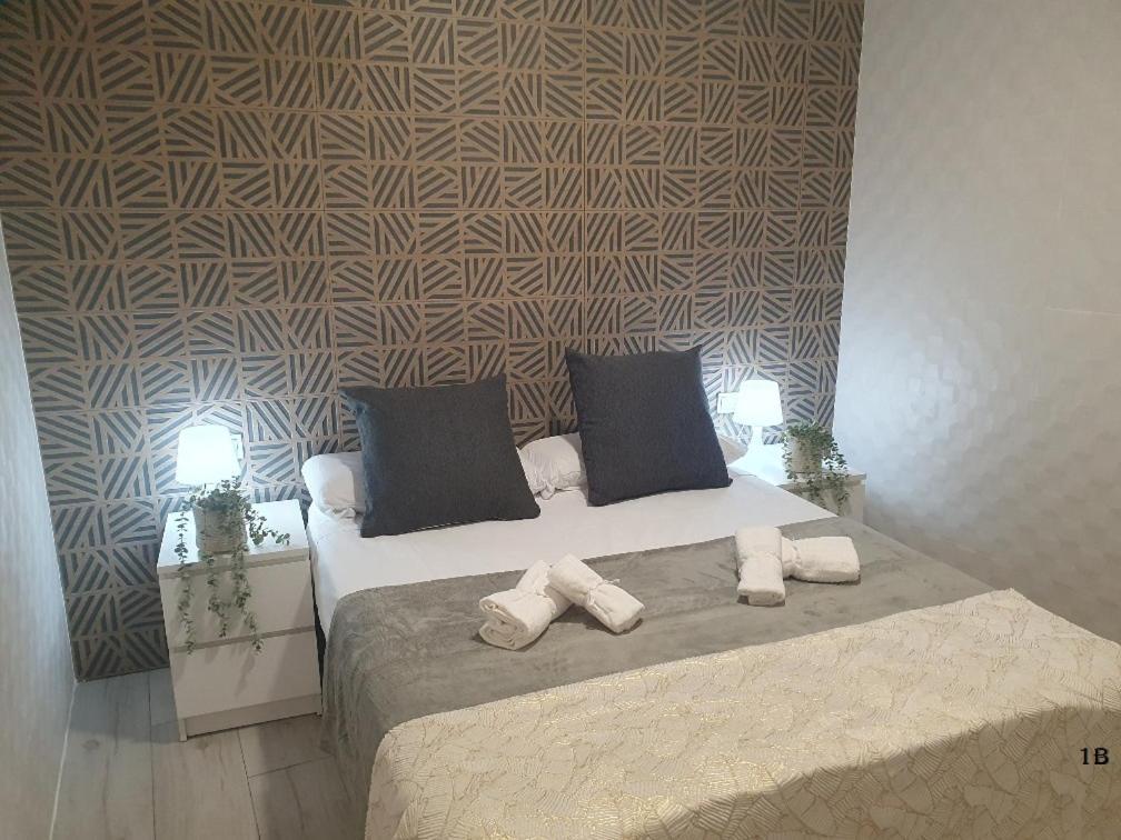 Apartamentos Suenos De โตเลโด ภายนอก รูปภาพ