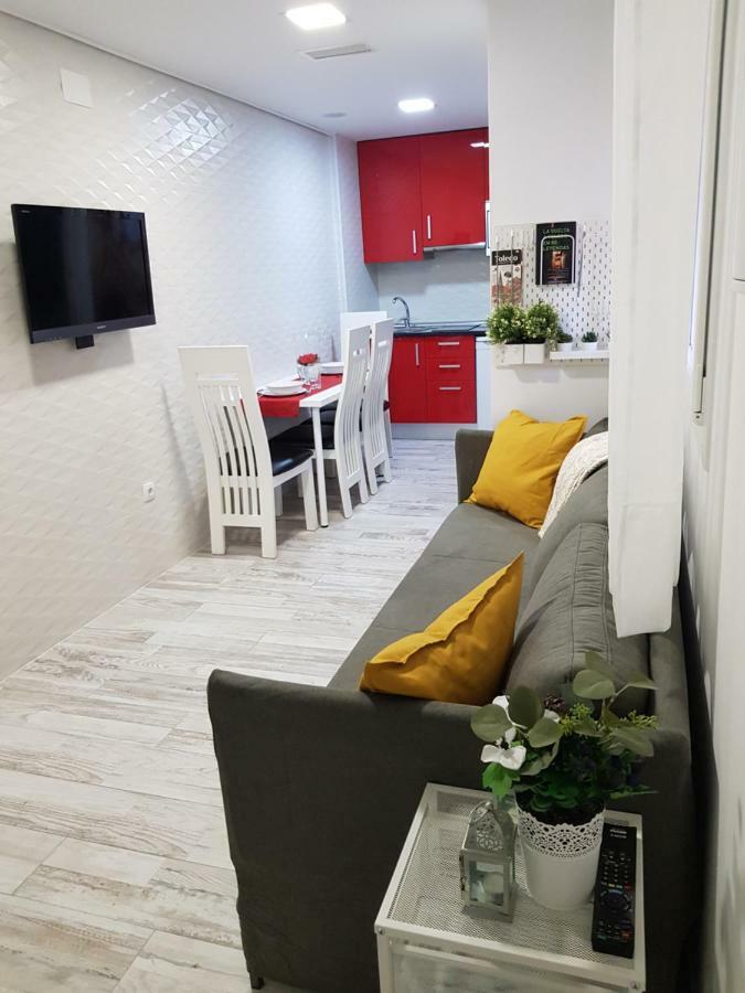 Apartamentos Suenos De โตเลโด ภายนอก รูปภาพ