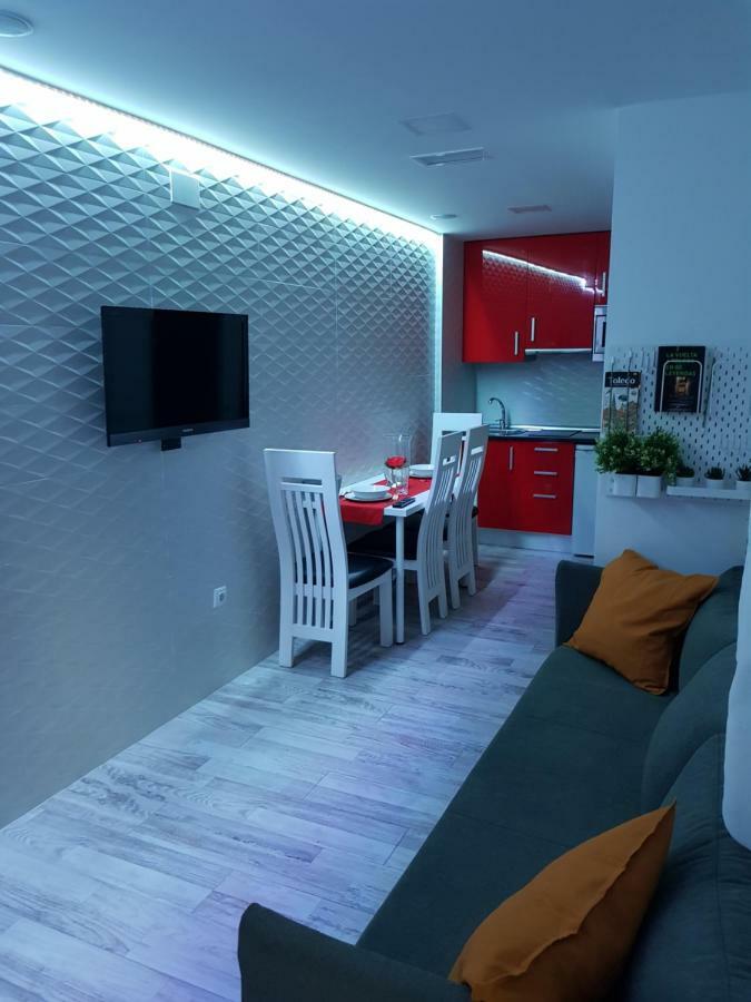 Apartamentos Suenos De โตเลโด ภายนอก รูปภาพ