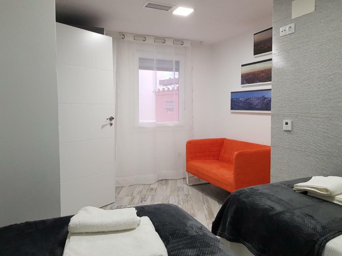 Apartamentos Suenos De โตเลโด ภายนอก รูปภาพ