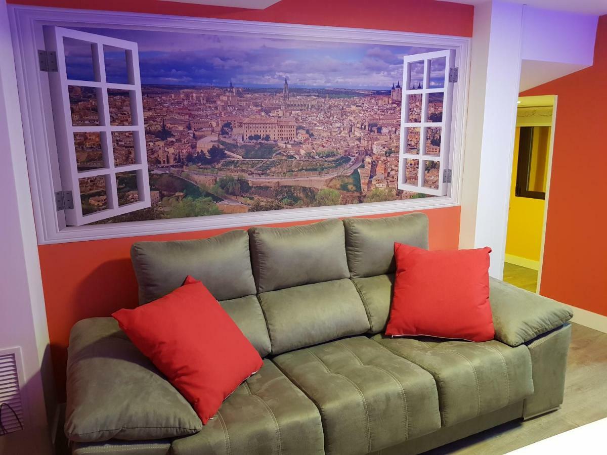 Apartamentos Suenos De โตเลโด ภายนอก รูปภาพ